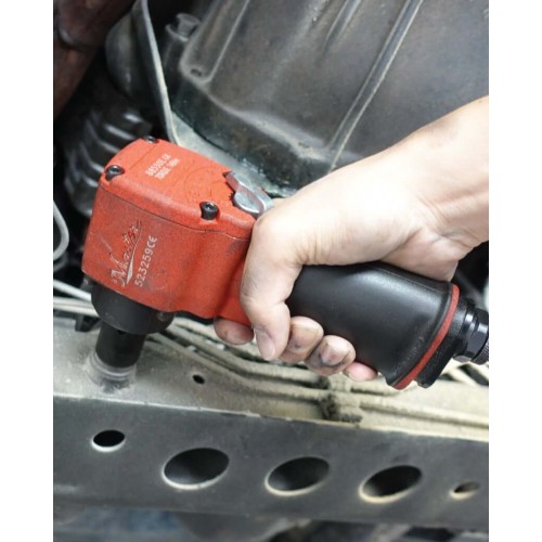 Master Palm Mini Light Weight Impact Wrench, 1/2" Square Drive, Max. 550 ft-lb